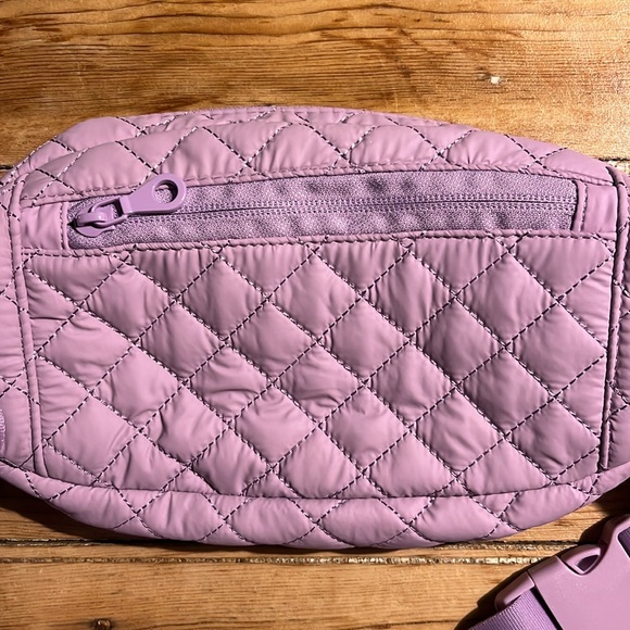 Zyia - Lilac Streeterville Crossbody Bag - Picture 3 of 8